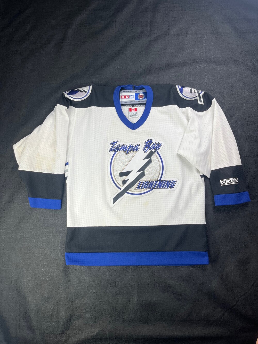 CCM Tampa Bay Lightning Youth L/XL White Mesh Hockey Jersey